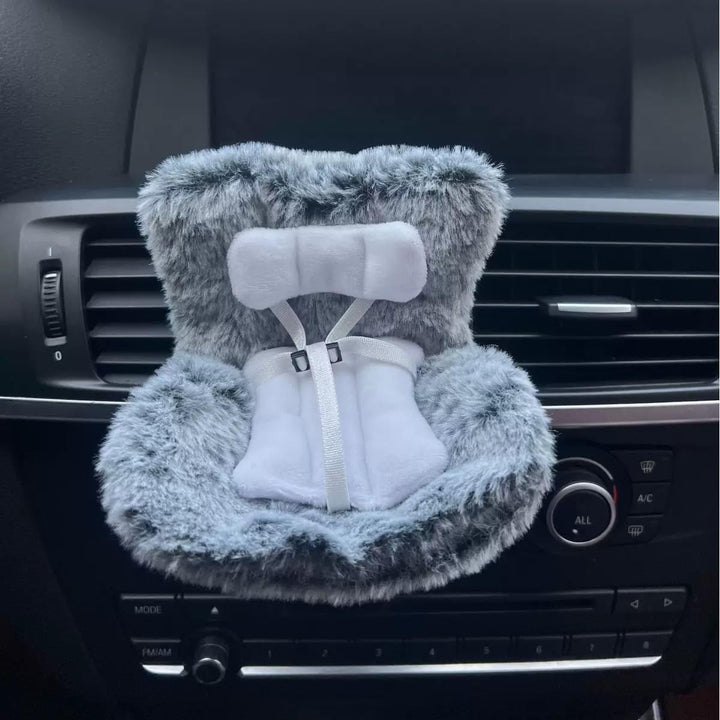 Doll Car Seat for 17Cm Dolls with Air Vent Clip and Desktop Stand, Cute and Functional Car Ornament for Blind Box Doll Fans, Collectors (Pink)