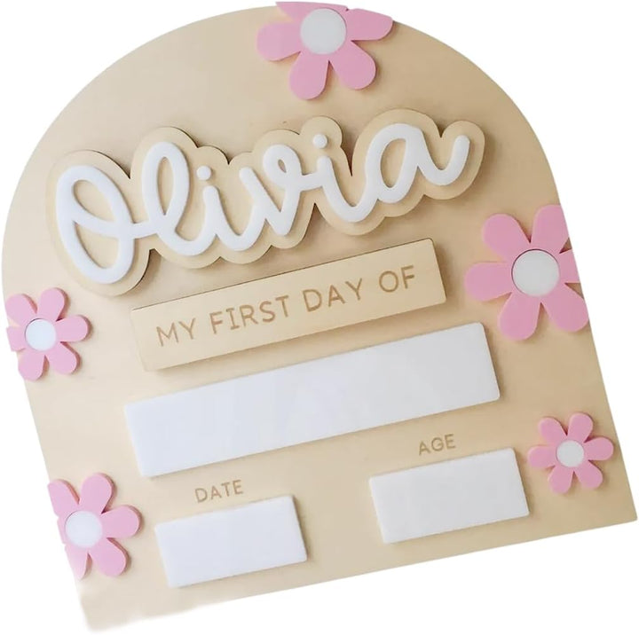 Personalized First and Last Day of School Chalkboard Sign, Custom Back to School Board for Kindergarten, Capture Sweet Memories, Ideal for Photos, Eco-Friendly Material, Durable Design