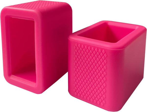 2 PCS Seat Belt Buckle Holder, Silicone Auto Rear Seatbelt Buckle Booster- Keep Upright and Stable, Suitable for Kids
