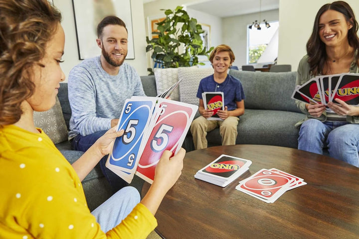 Giant UNO Card Game for Kid, Adult & Families, Color Blind Accessible & Customizable Large Deck