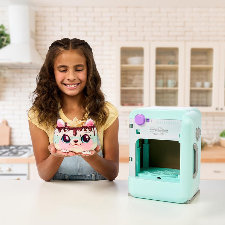 Freezy Cakez. Mix & Decorate Your Plush Best Friend! Place Your Cake Mix in the Freeze and Be Amazed When a Scented, Shivering, Interactive Plush Friend Comes Out. Styles May Vary
