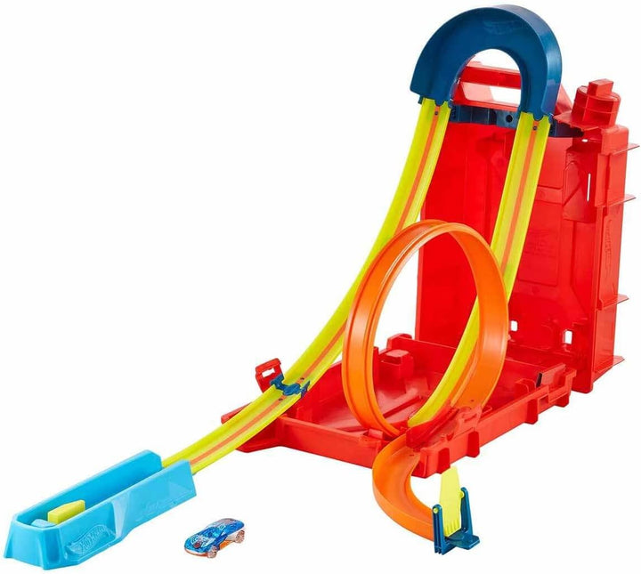 Toy Car Set, Track Builder Unlimited Playset Fuel Can Stunt Box, 14 Component Parts & 1:64 Scale Vehicle