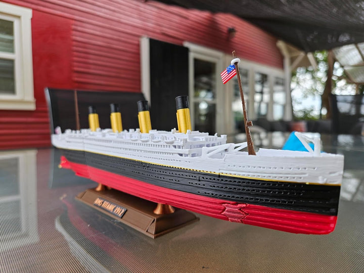 Titanic Submersible Model by  Dual Action Floating or Breaking/Sinking Model, Slowsinking,Kid Tested & Approved