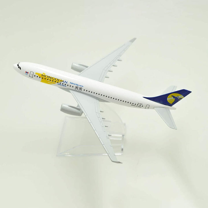 Alloy 1/400 Scale 16Cm B767 Mongolian Airlines Airplane Model Plane Model Home Office Decoration Gifts