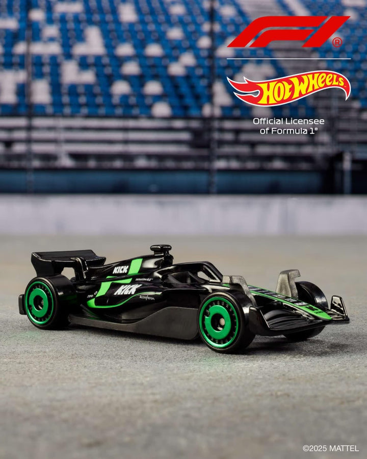 Toy Cars Formula 1 5-Pack, Set of 5 1:64 Scale Die-Cast Vehicles Featuring F1 Racing Team Decos, Collectible Race Cars
