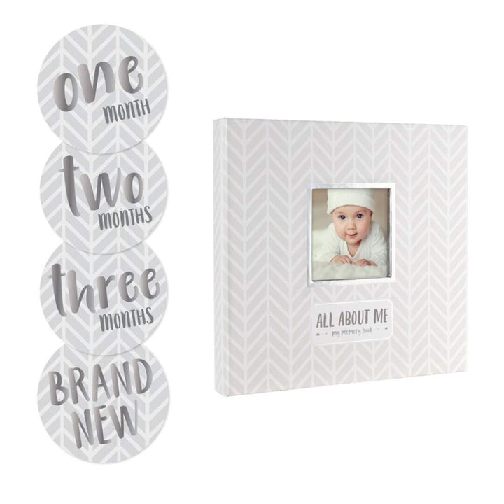 Baby Photo Album, Keepsake Book for New and Expecting Parents, Gender-Neutral Baby Accessory, Ideal Gift for Baby Shower, Holds 200 Pictures, Gray and White Polka Dot