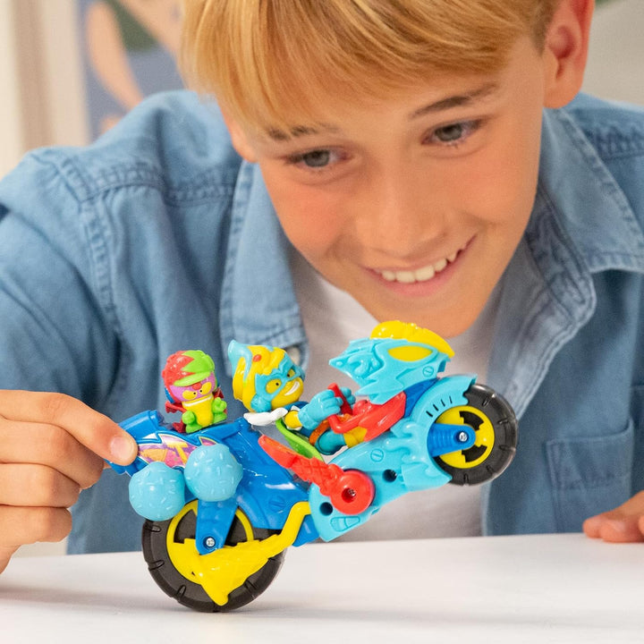 SUPERTHINGS Turbo Ice Scooter with Catapult Ice Cream Ball Launcher, Includes 1 Kazoom Kid and 1 Superthing