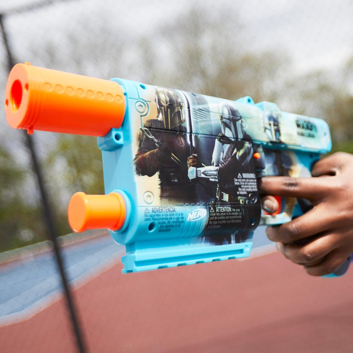 Star Wars the Mandalorian Dart Blaster, 12 Elite Darts, Internal Clip, Toy Foam Blasters for 8 Year Old Boys & Girls & Up