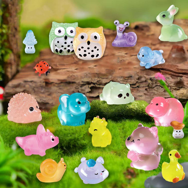 130 Pcs Glow-In-The-Dark Mini Resin Animals Luminous Miniature Animal Figurines Small Animals to Hide Tiny Little Animal Figures Bulk for Fairy Garden Dollhouse Craft Accessories