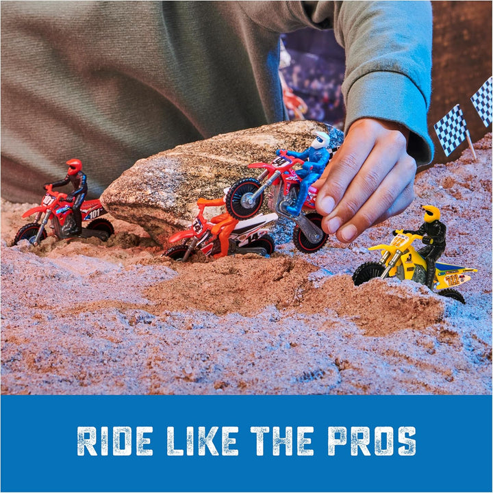 , Authentic 5-Pack of 1:24 Scale Die-Cast Motorcycles with Rider Figure, Toy Moto Bike for Kids and Collectors Ages 3 and Up