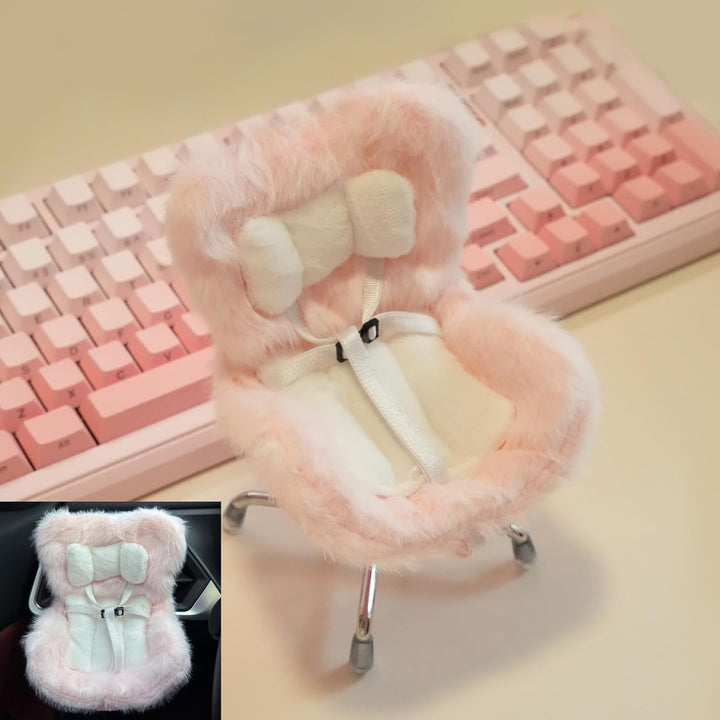 Doll Car Seat for Labubu 17Cm with Air Vent Clip and Desktop Stand, Cute and Functional Car Ornament for Blind Box Doll Fans, Collectors (Pink)