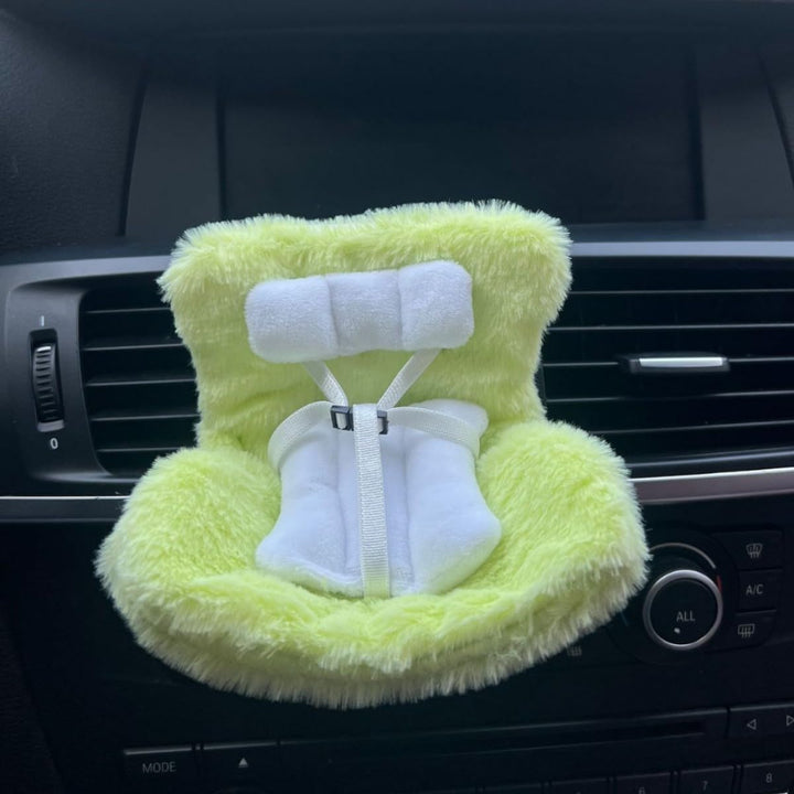 Doll Car Seat for Labubu 17Cm with Air Vent Clip and Desktop Stand, Cute and Functional Car Ornament for Blind Box Doll Fans, Collectors (Pink)