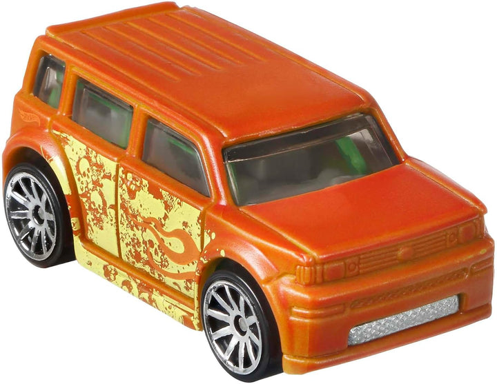 Toy Car, 1:64 Scale Color Shifters Vehicle with Repeat Color Change in ICY Cold or Very Warm Water (Styles May Vary)