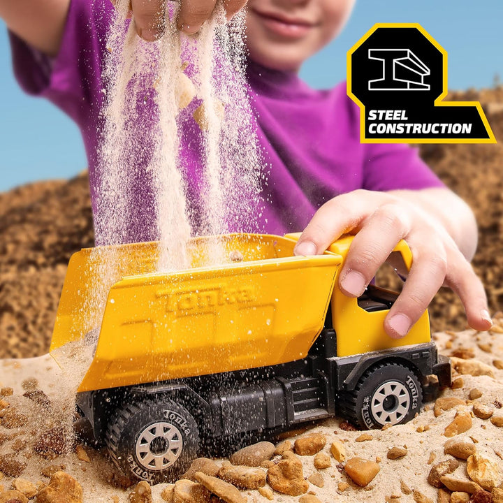 - Steel Classics Giga Series - Dump Truck & Bulldozer, 2-Pack