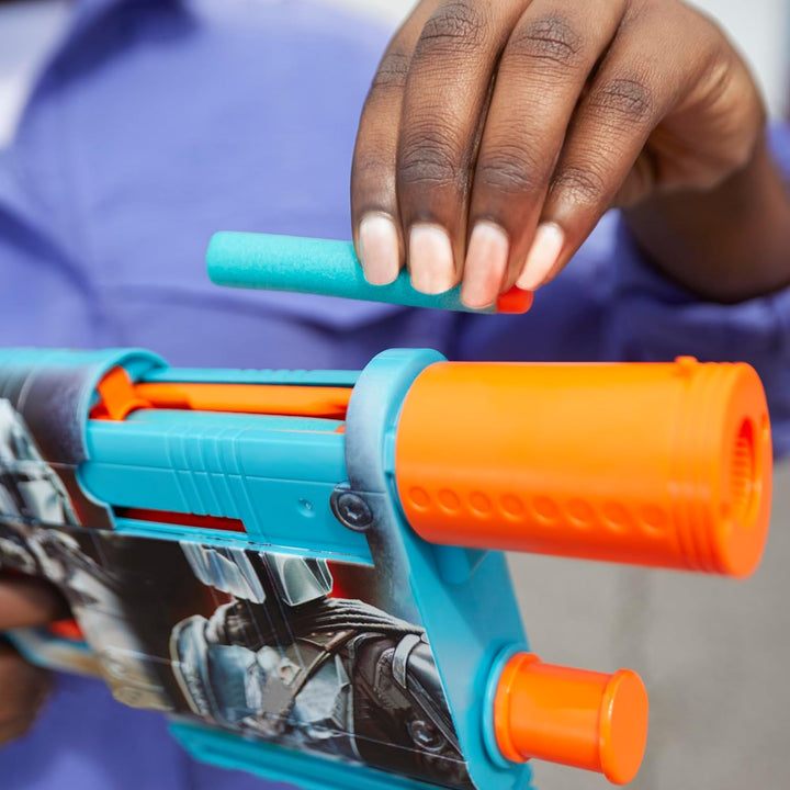 Star Wars the Mandalorian Dart Blaster, 12 Elite Darts, Internal Clip, Toy Foam Blasters for 8 Year Old Boys & Girls & Up
