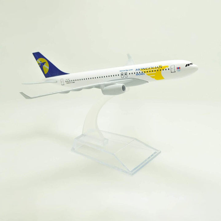 Alloy 1/400 Scale 16Cm B767 Mongolian Airlines Airplane Model Plane Model Home Office Decoration Gifts