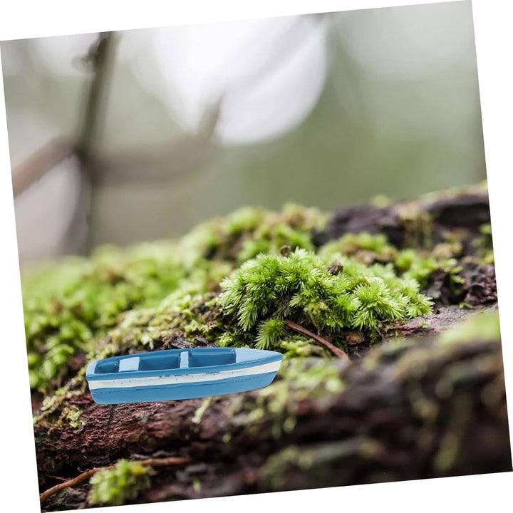 10Pcs Miniature Yacht Boat Models for Micro Landscape Decoration Nautical Theme Party Favors and DIY Fairy Garden Accessories