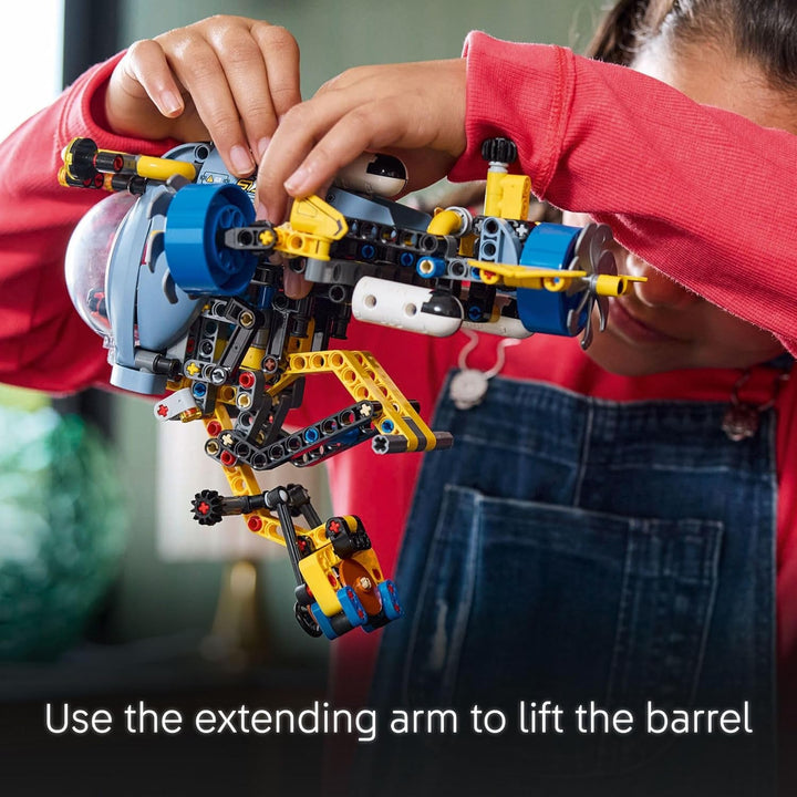 Technic Deep-Sea Research Submarine Toy - Building Toy for Kids, Boys and Girls, Ages 9+ - Creative and Unique Gift Idea for Birthdays - Movable Propellers and More - 42201