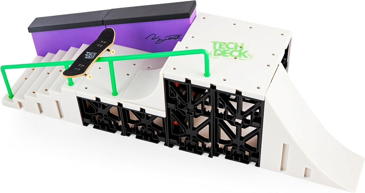 , Nyjah Skatepark X-Connect Park Creator, Massive Customizable Skatepark Ramp Set with Exclusive Fingerboard, Kids Toy for Ages 6 and Up
