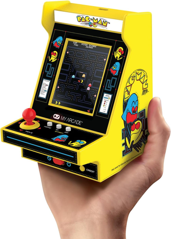 Super Street Fighter II Nano Player Pro: 2 Games in 1, 4.8" Video Game Collectible