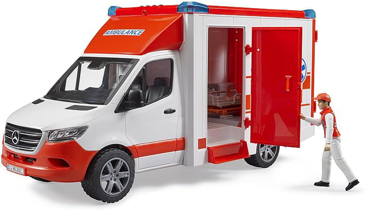 02676 MB Sprinter Ambulance with Driver and Light + Sound Module
