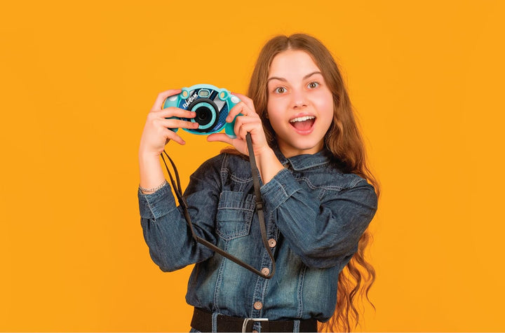 - 4-In-1 Kids Camera with Photo, Video, Audio and Game Functions - DJ080