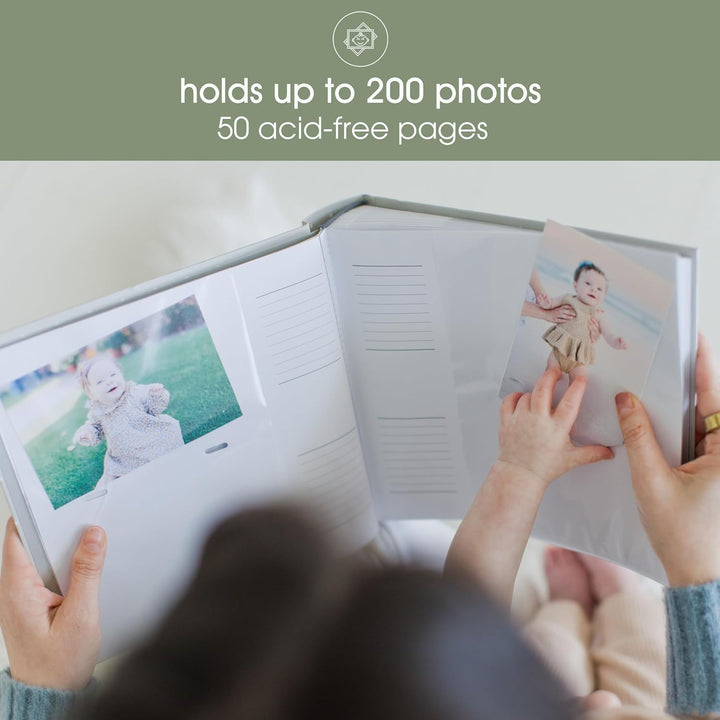 Baby Photo Album, Keepsake Book for New and Expecting Parents, Gender-Neutral Baby Accessory, Ideal Gift for Baby Shower, Holds 200 Pictures, Gray and White Polka Dot