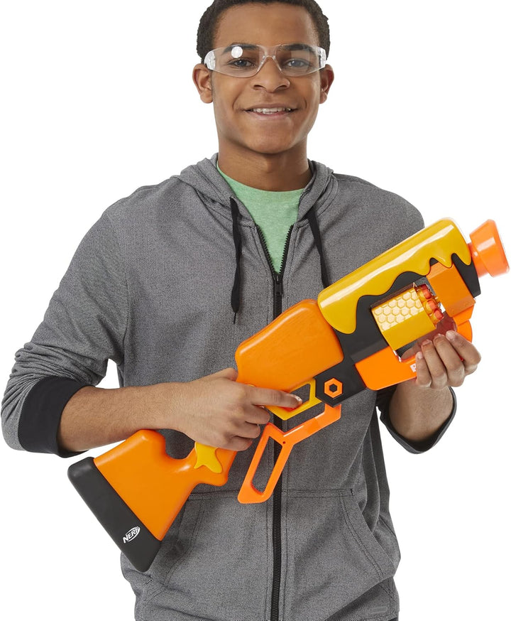 Roblox Adopt Me!: Bees! Lever Action Dart Blaster, Rotating 8-Dart Drum, 8 Elite Darts, Code to Unlock In-Game Virtual Item